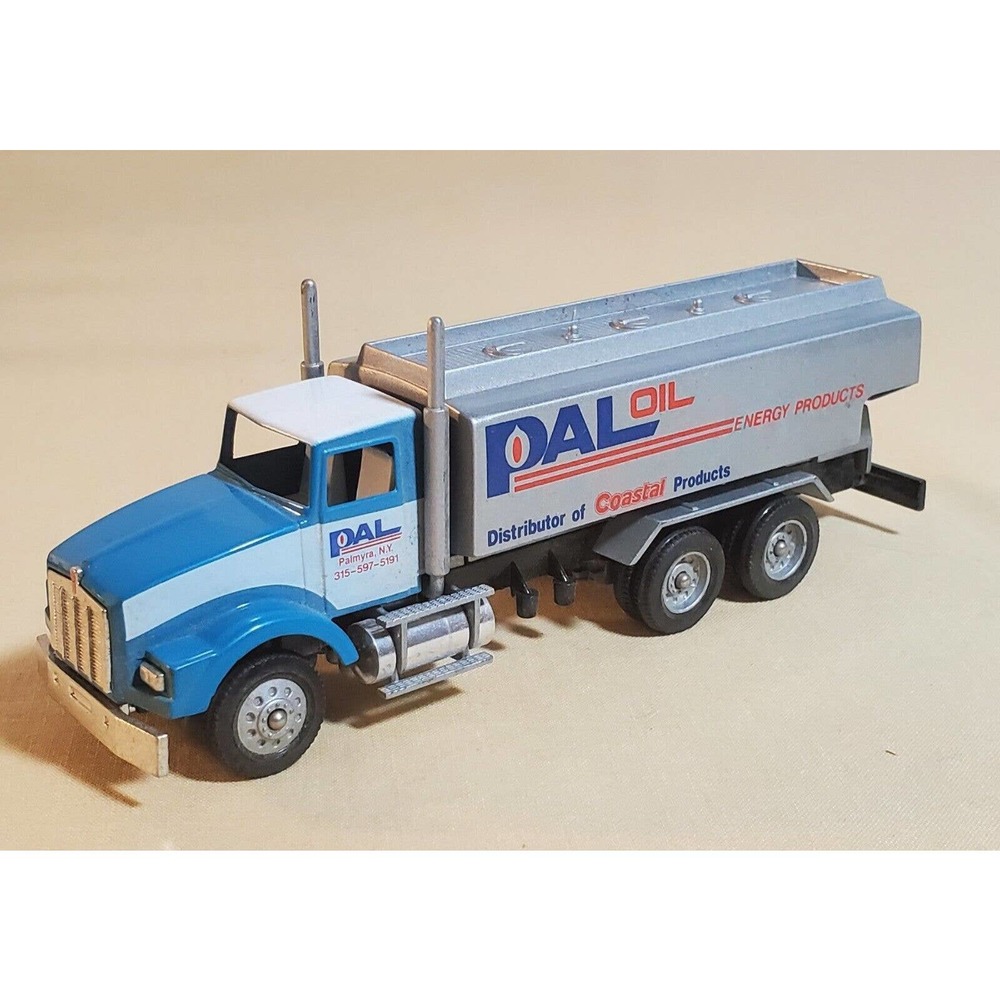 Winross Pal Oil Kenworth T 800 Tanker 1/64